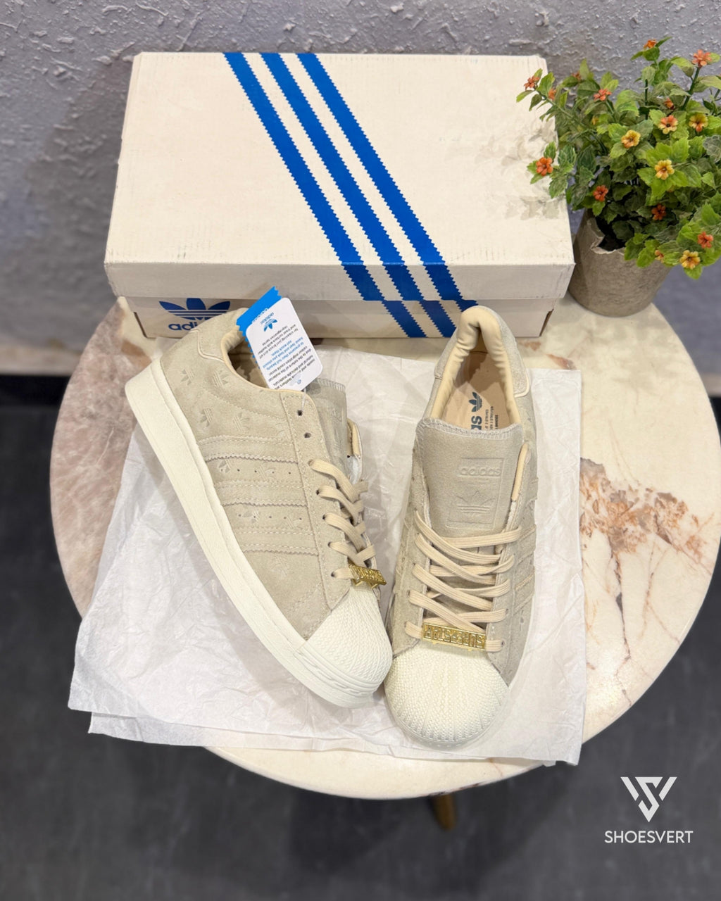 AD SUPERSTAR BEIGE ENGRAVED