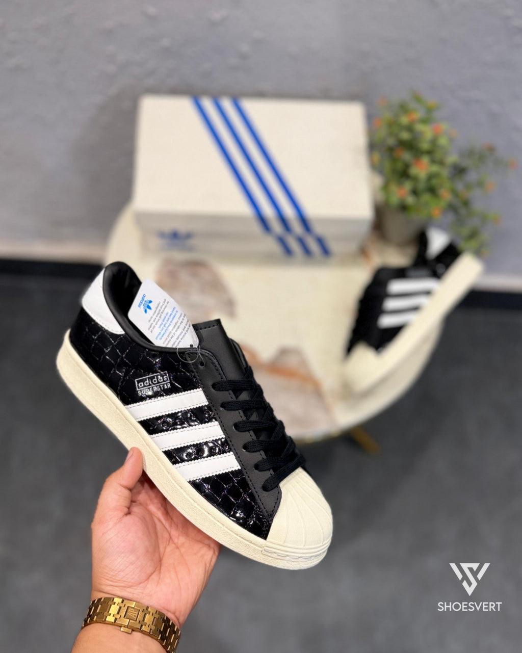 AD SUPERSTAR